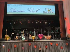 Herzerl Ball Pius Bruck im Februar