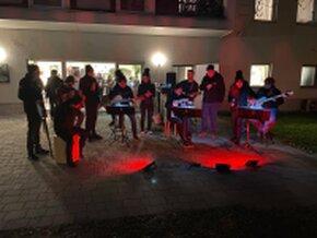 Spirit Night, Mundwerk