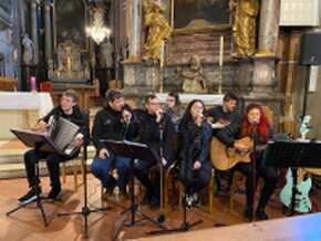 Spirit Night, Mundwerk